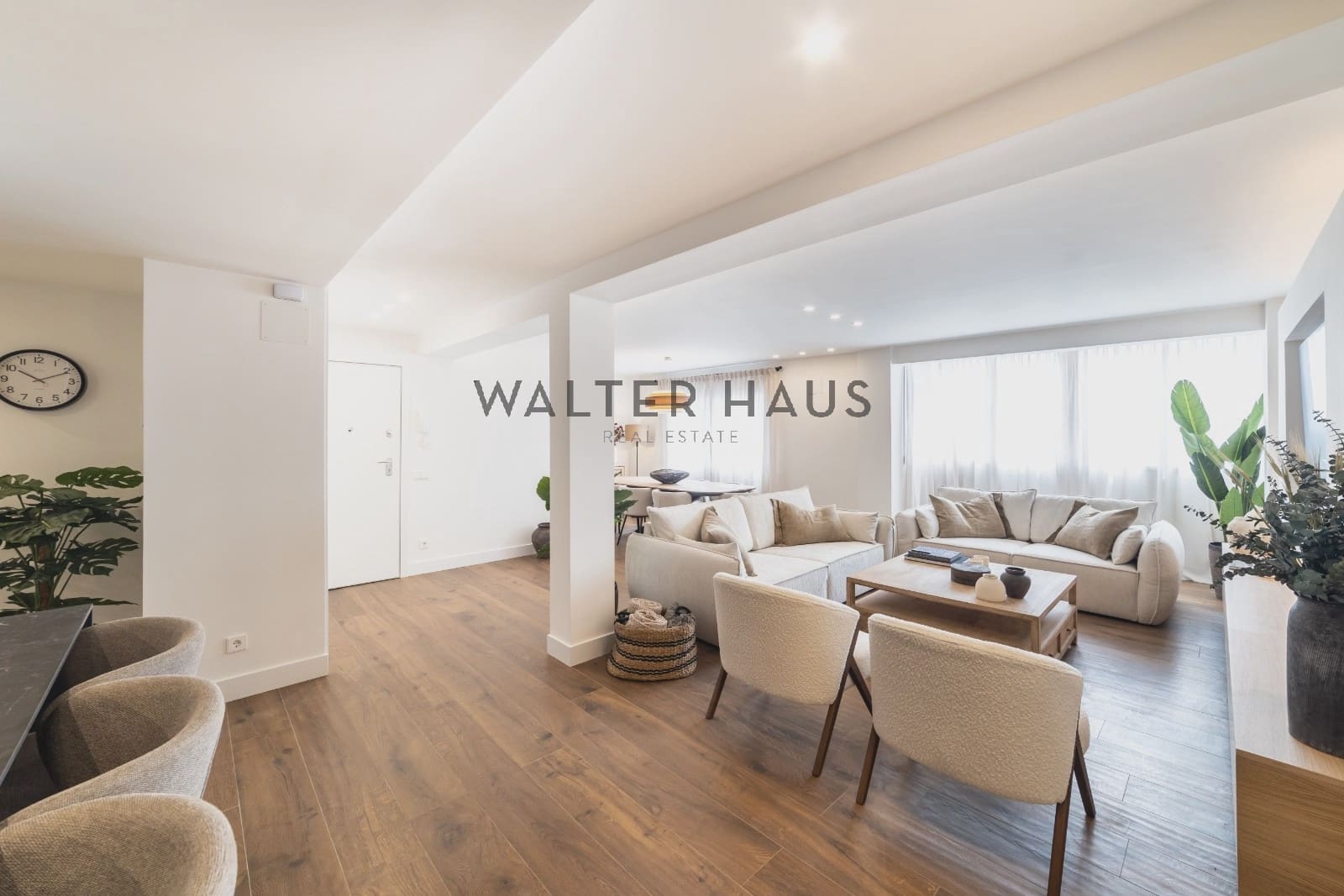 4 quarto Apartamento para arrendar em Madrid cidade com piscina - 6 500 € (Ref: 8613928)