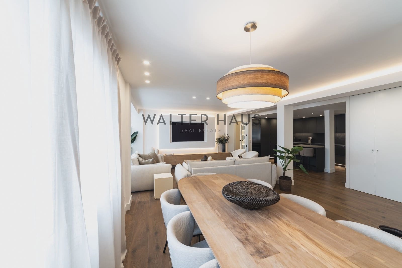 4 quarto Apartamento para arrendar em Madrid cidade com piscina - 6 500 € (Ref: 8613928)