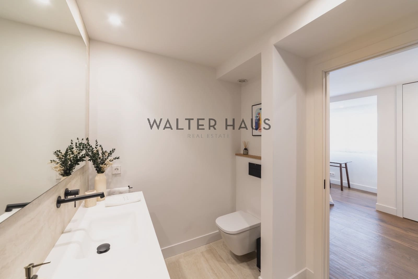 4 quarto Apartamento para arrendar em Madrid cidade com piscina - 6 500 € (Ref: 8613928)