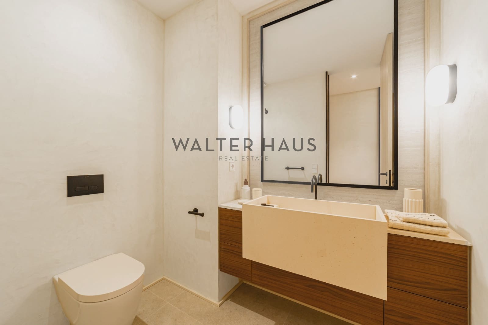 4 soveværelse Lejlighed til salg i Madrid by - € 2.490.000 (Ref: 8617638)