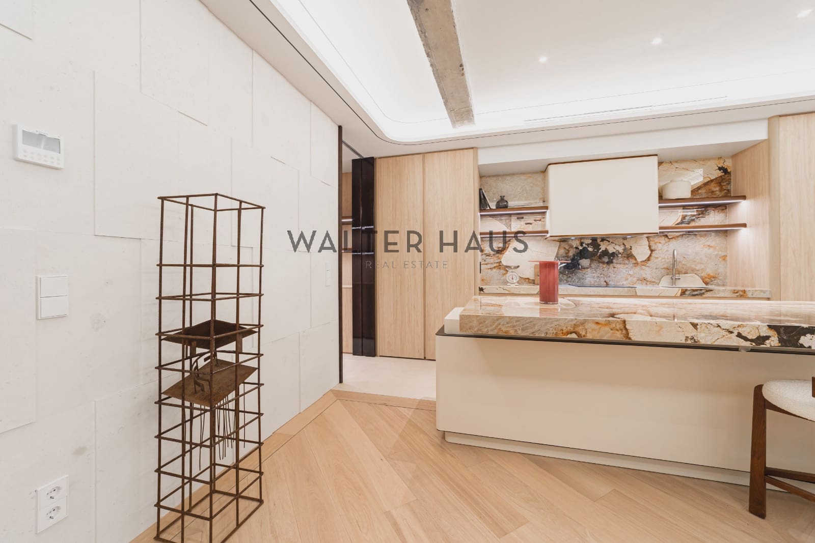 4 soveværelse Lejlighed til salg i Madrid by - € 2.490.000 (Ref: 8617638)