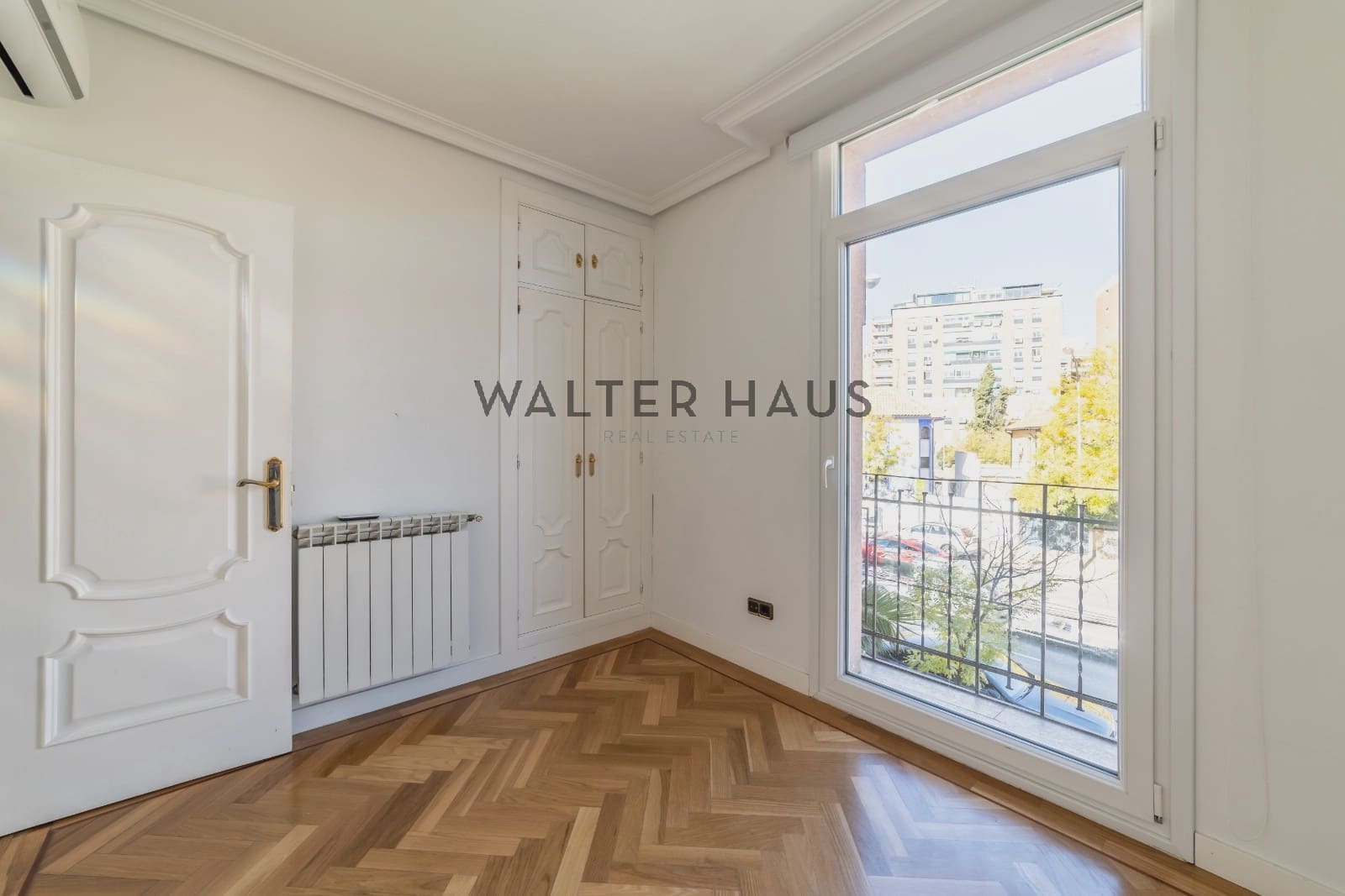 4 soveværelse Villa til salg i Madrid by - € 2.000.000 (Ref: 8617639)