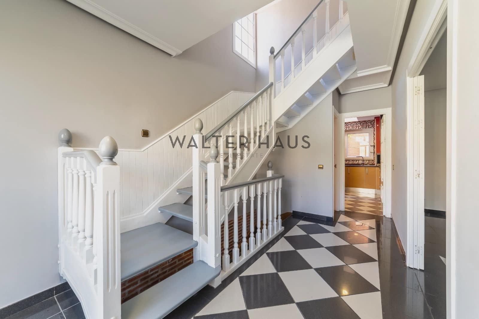 4 soveværelse Villa til salg i Madrid by - € 2.000.000 (Ref: 8617639)