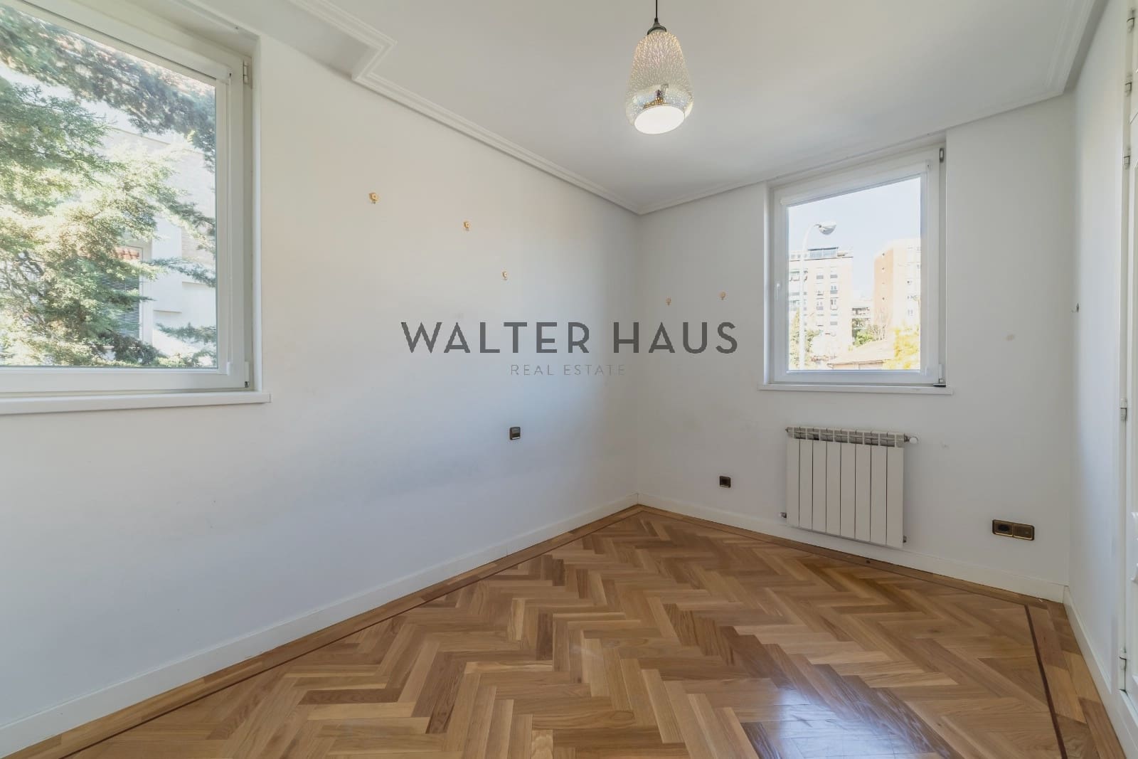 4 soveværelse Villa til salg i Madrid by - € 2.000.000 (Ref: 8617639)