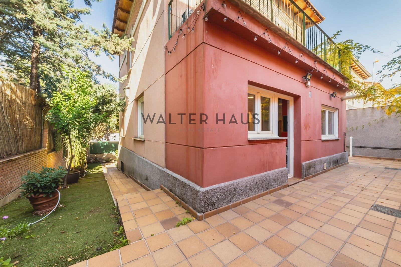 4 soveværelse Villa til salg i Madrid by - € 2.000.000 (Ref: 8617639)