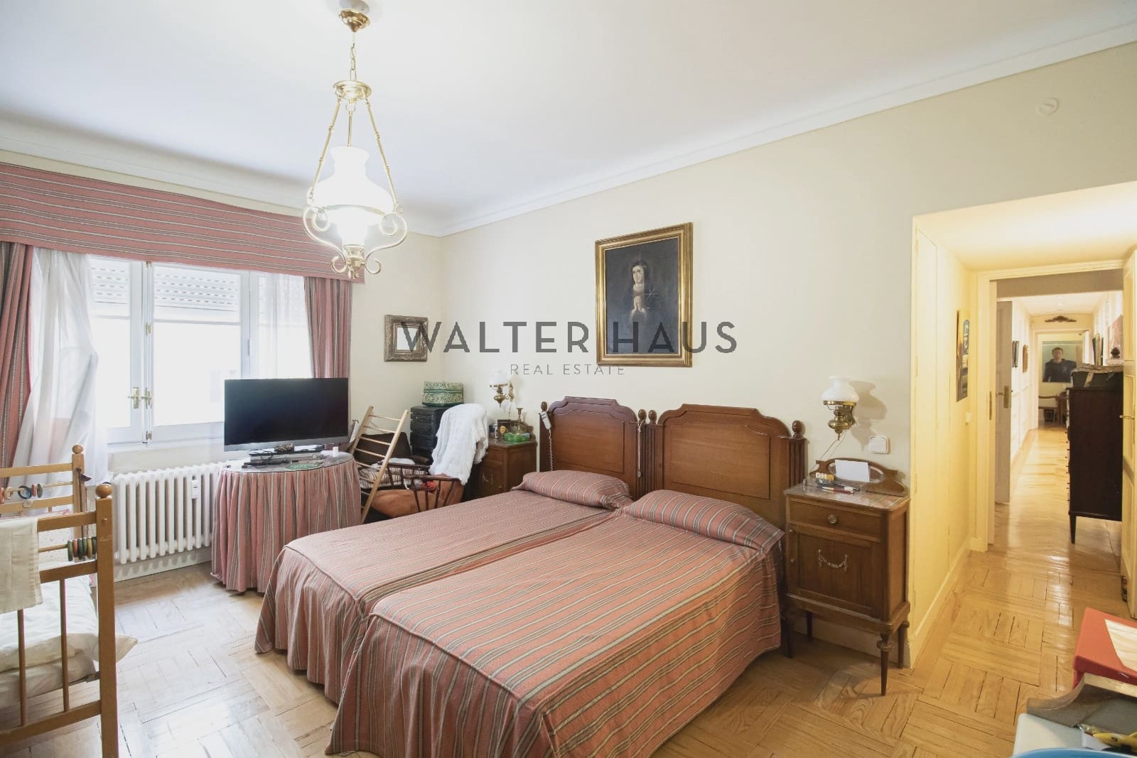 4 soveværelse Lejlighed til salg i Madrid by - € 1.638.000 (Ref: 8620539)