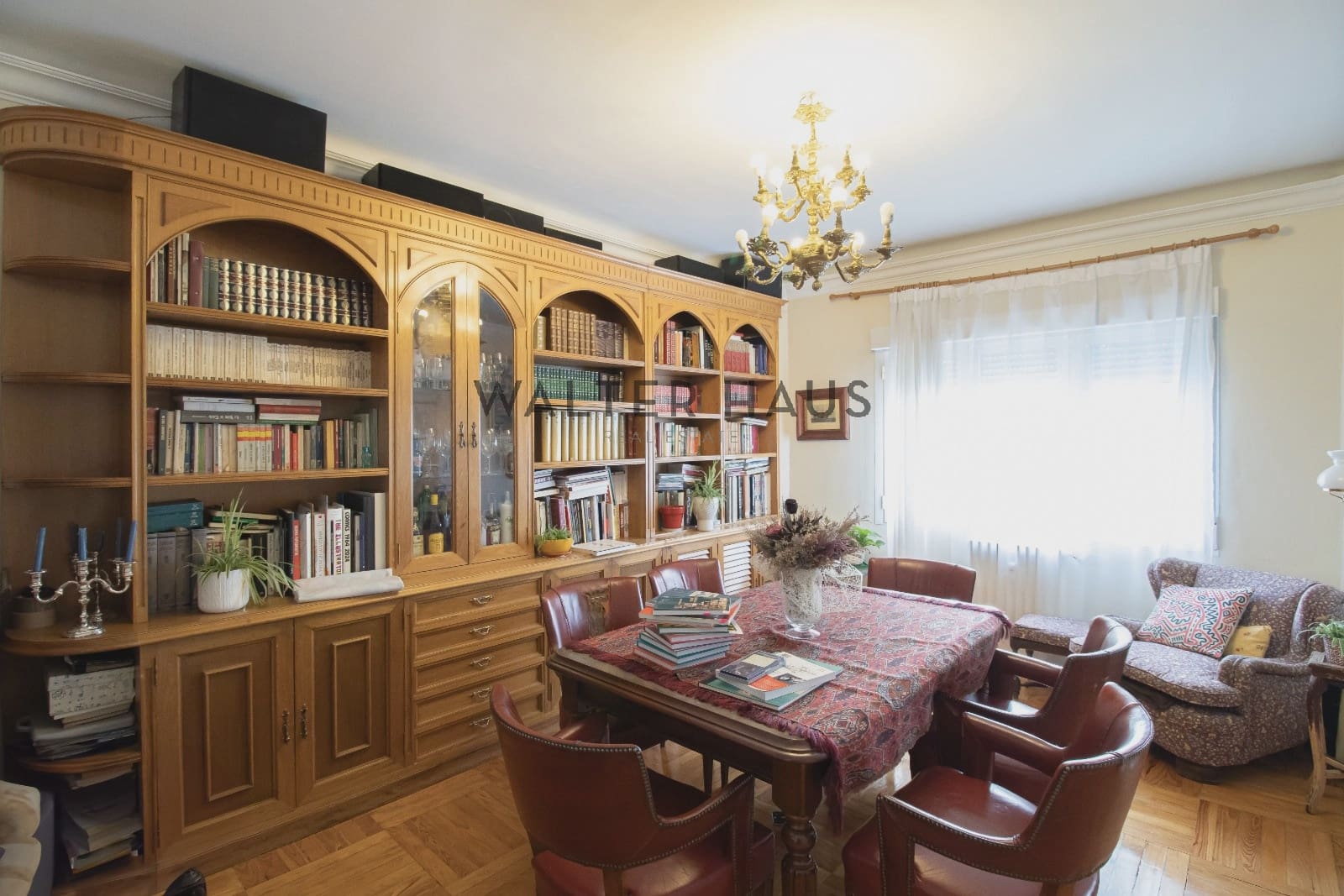 4 soveværelse Lejlighed til salg i Madrid by - € 1.638.000 (Ref: 8620539)