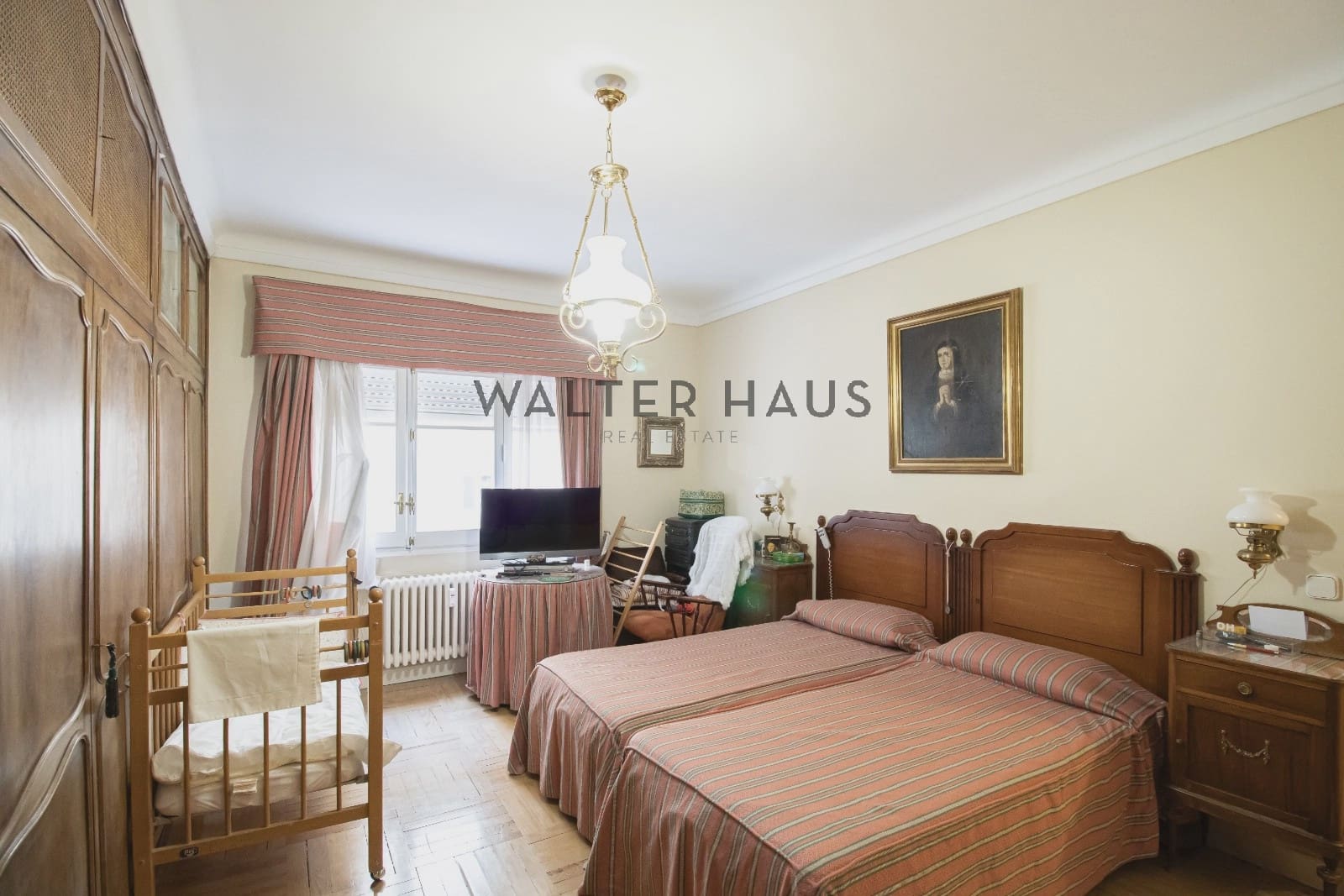 4 soveværelse Lejlighed til salg i Madrid by - € 1.638.000 (Ref: 8620539)