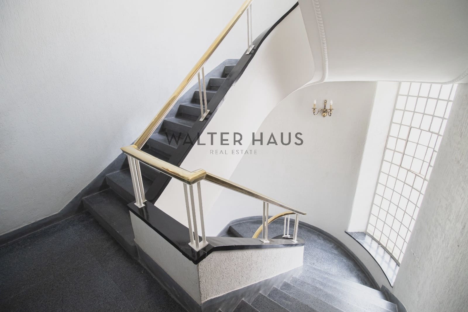 4 soveværelse Lejlighed til salg i Madrid by - € 1.638.000 (Ref: 8620539)