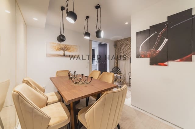 2 soveværelse Lejlighed til salg i Jerónimos, Madrid by med swimmingpool - € 2.700.000 (Ref: 8620541)