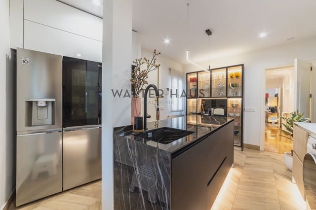 3 sovrum Takvåning till salu i Cortes, Madrid stad - 1 870 000 € (Ref: 8620721)