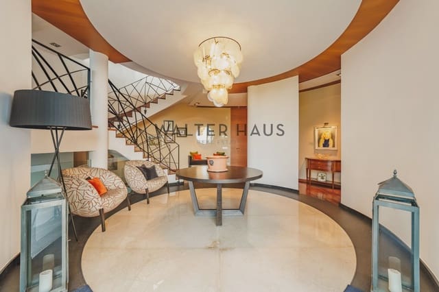 6 bedroom Villa for sale in Roca Grossa, Lloret de Mar with pool - € 1,990,000 (Ref: 8624396)