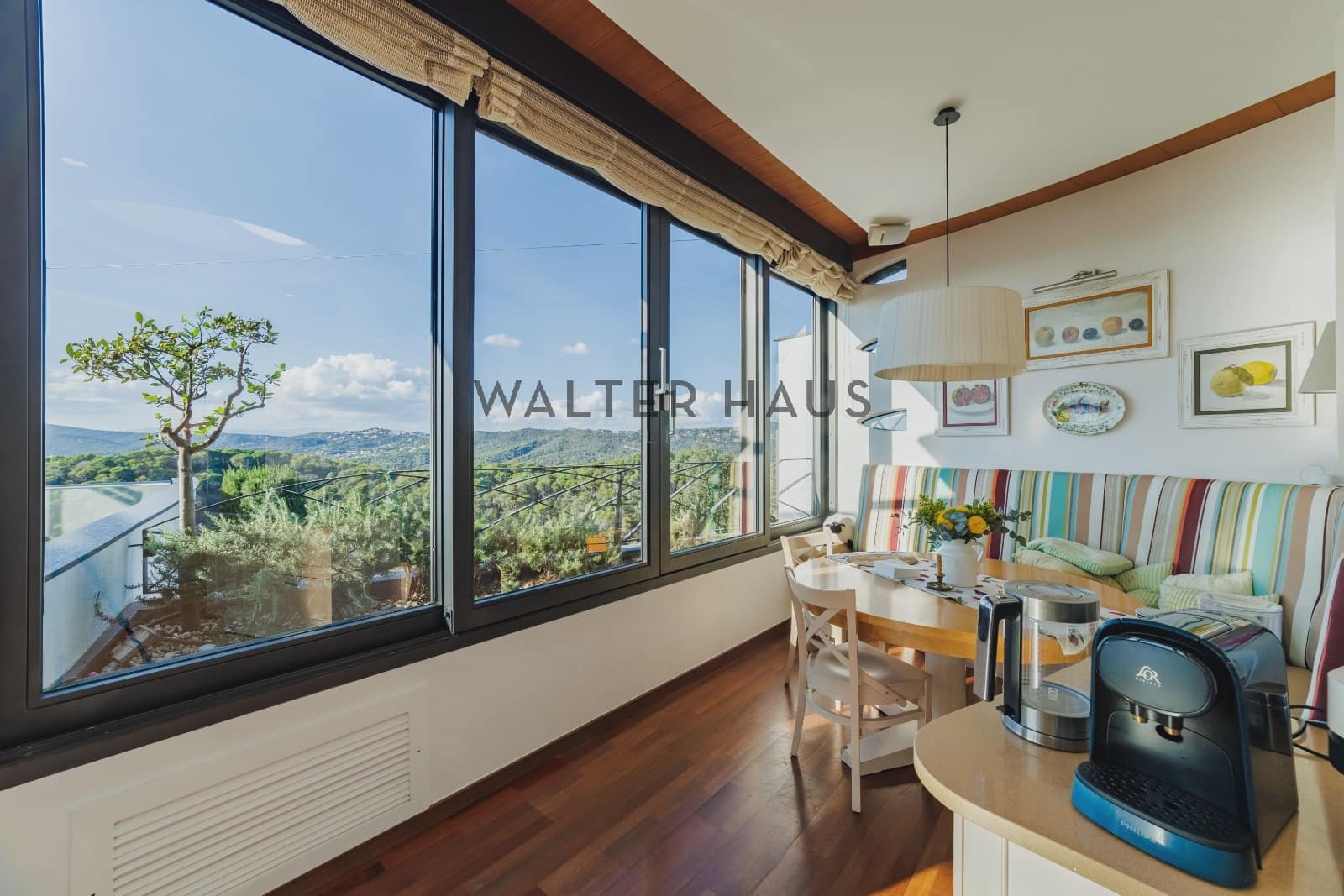 6 bedroom Villa for sale in Lloret de Mar with pool - € 1,990,000 (Ref: 8624396)