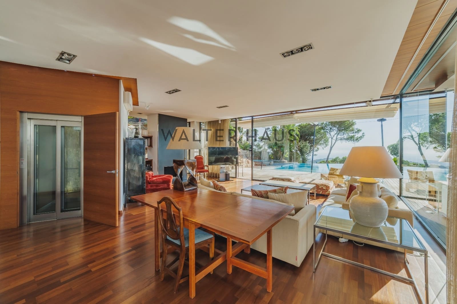 6 bedroom Villa for sale in Lloret de Mar with pool - € 1,990,000 (Ref: 8624396)