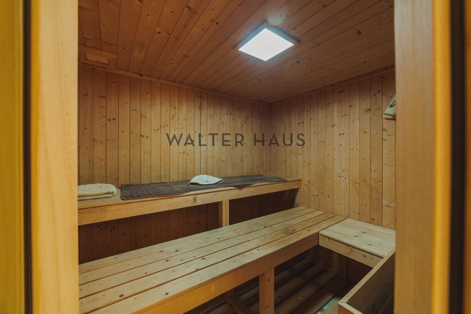 6 bedroom Villa for sale in Lloret de Mar with pool - € 1,990,000 (Ref: 8624396)