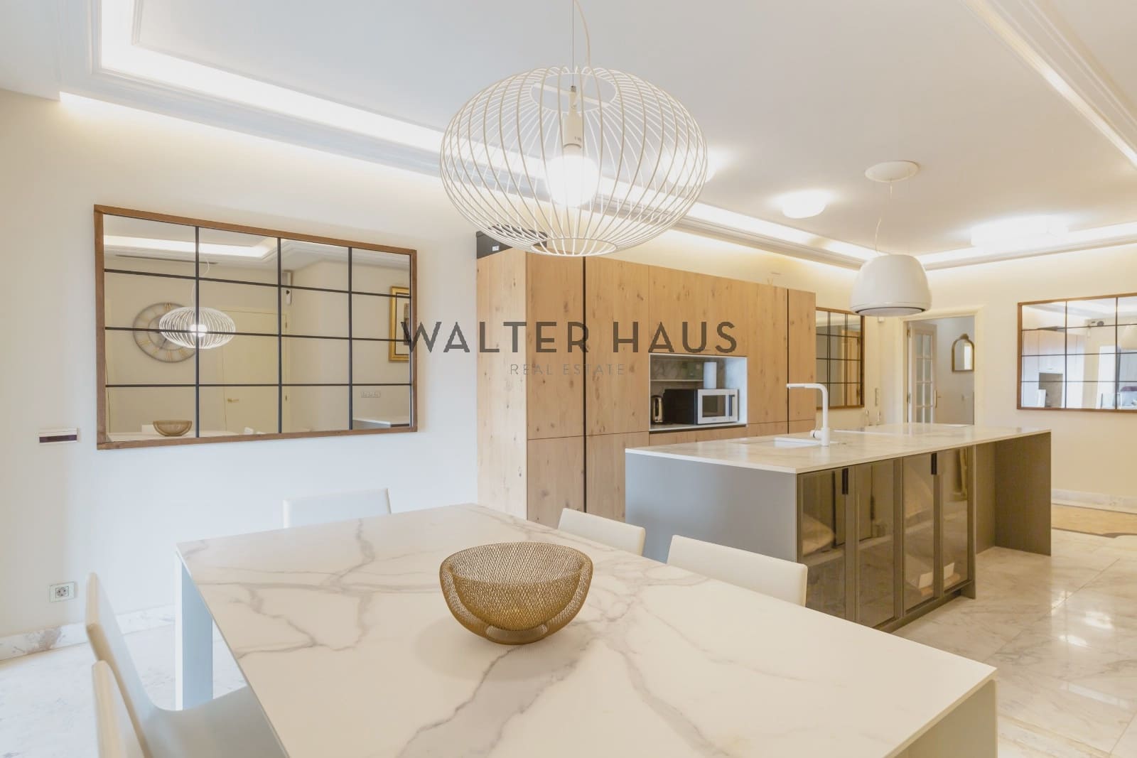 3 soveværelse Lejlighed til salg i Barcelona by - € 1.900.000 (Ref: 8626107)