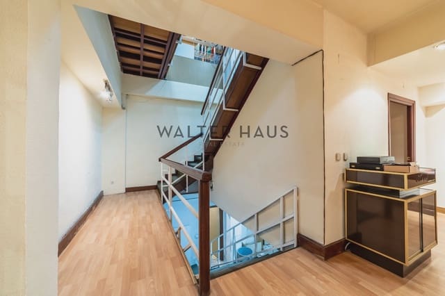 Commercial for sale in Castillejos, Madrid city with pool - € 2,500,000 (Ref: 8635913)