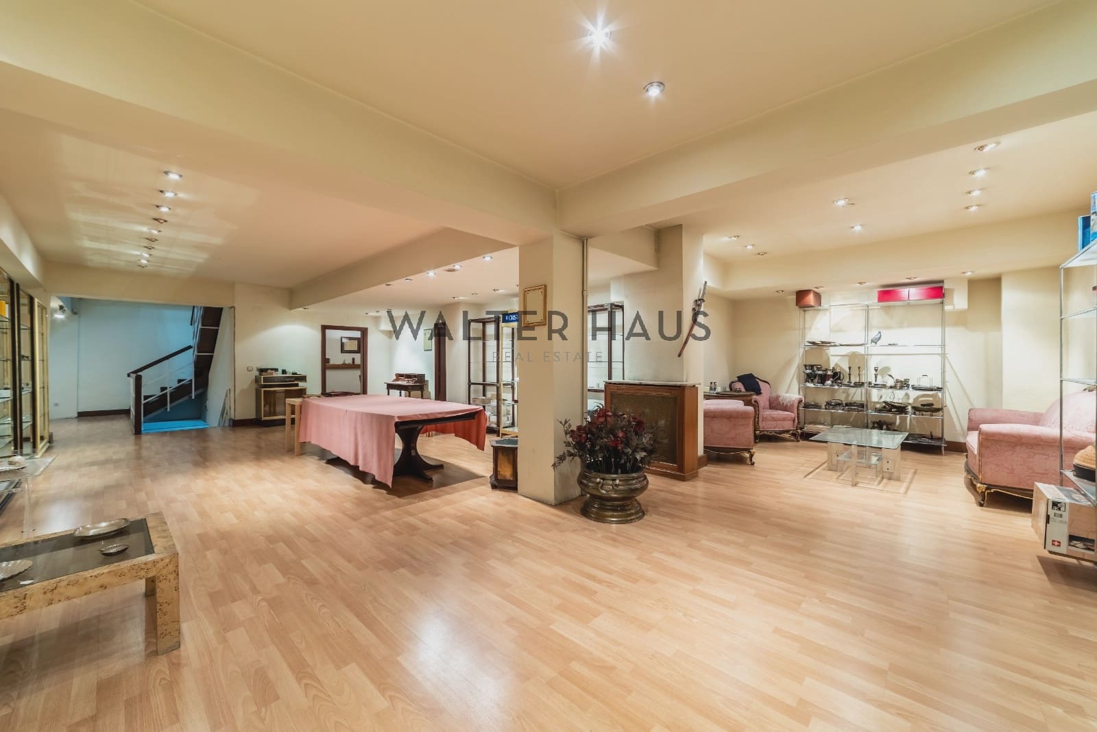 Erhverv til salg i Madrid by med swimmingpool - € 2.500.000 (Ref: 8635913)