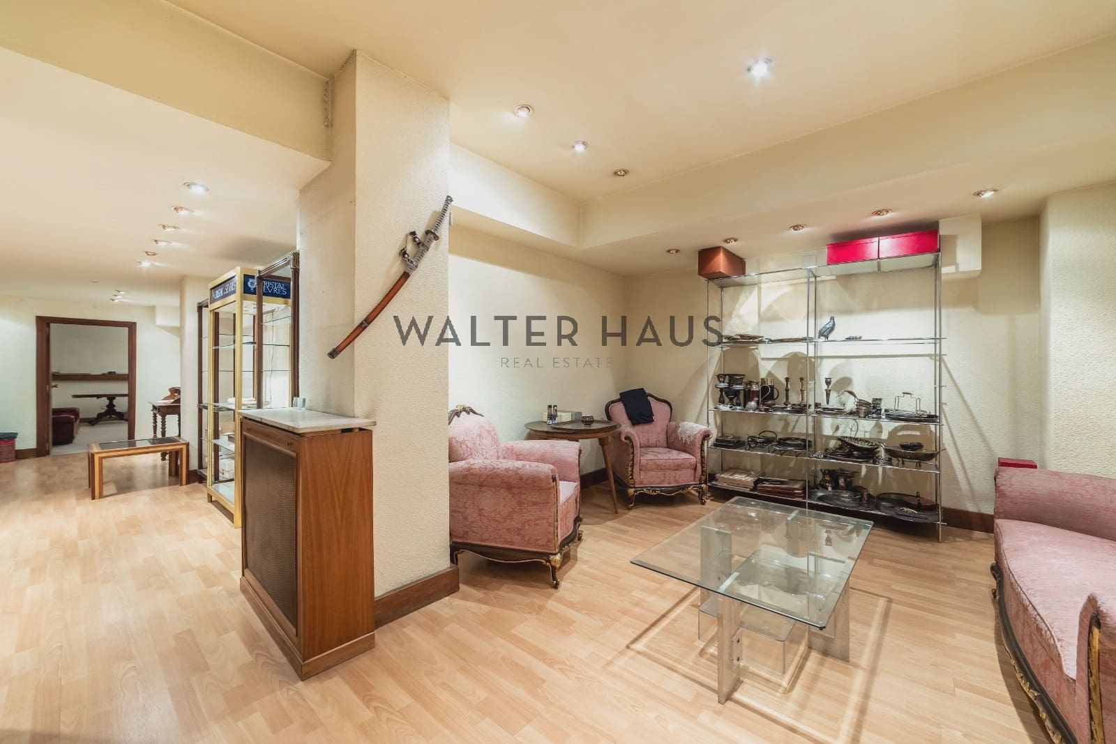 Erhverv til salg i Madrid by med swimmingpool - € 2.500.000 (Ref: 8635913)