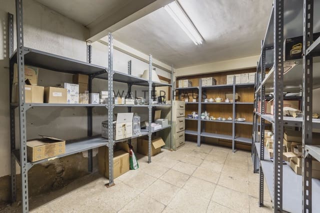 Commercial for sale in Castillejos, Madrid city with pool - € 2,500,000 (Ref: 8635913)