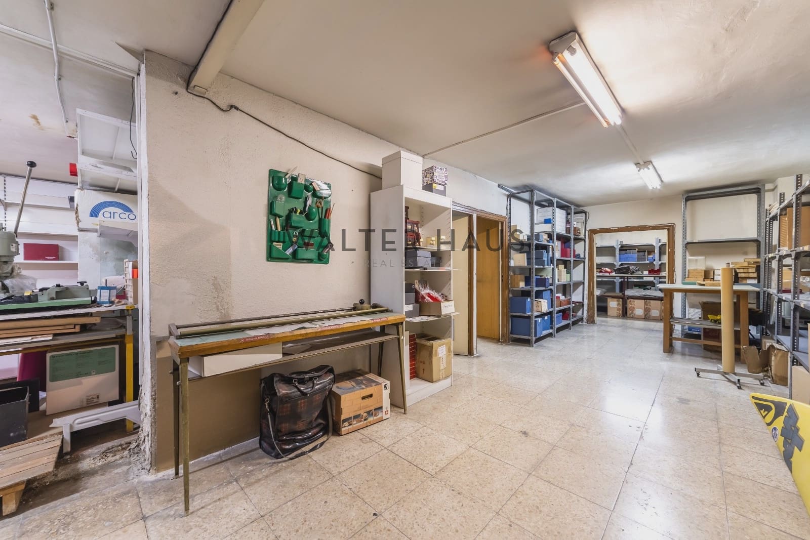 Erhverv til salg i Madrid by med swimmingpool - € 2.500.000 (Ref: 8635913)