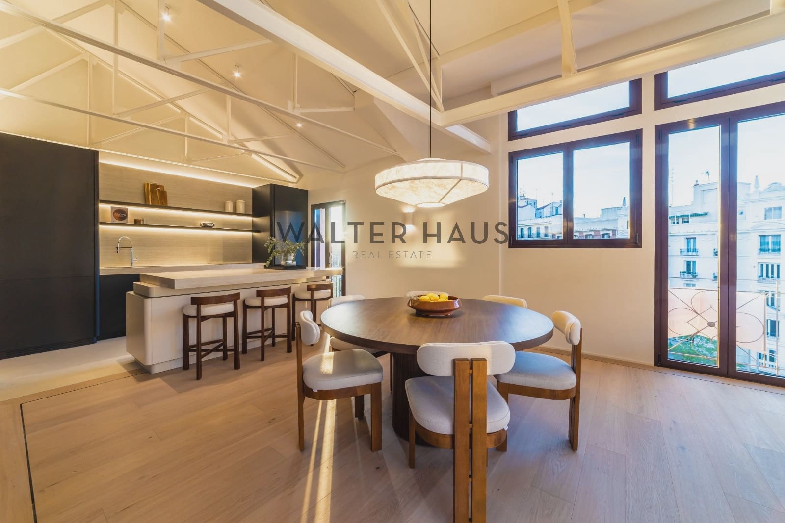 4 soveværelse Lejlighed til salg i Madrid by med swimmingpool - € 3.790.000 (Ref: 8655753)