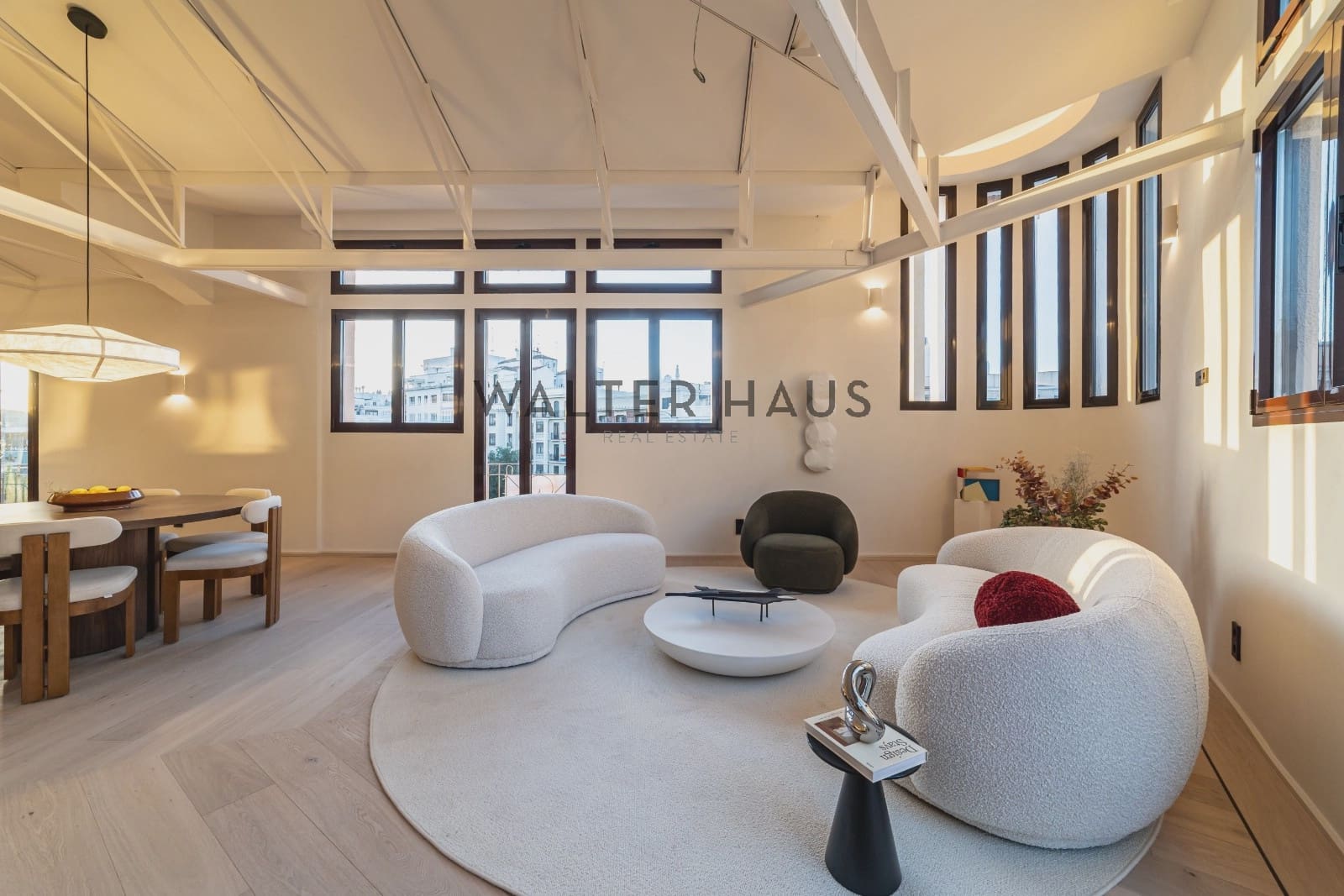 4 soveværelse Lejlighed til salg i Madrid by med swimmingpool - € 3.790.000 (Ref: 8655753)