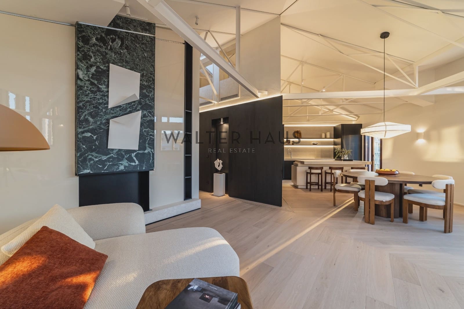 4 soveværelse Lejlighed til salg i Madrid by med swimmingpool - € 3.790.000 (Ref: 8655753)