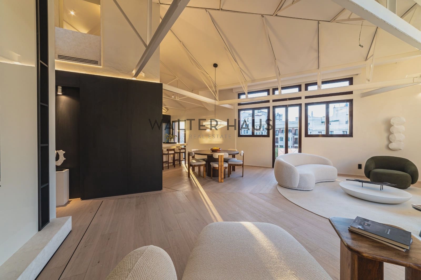 4 soveværelse Lejlighed til salg i Madrid by med swimmingpool - € 3.790.000 (Ref: 8655753)