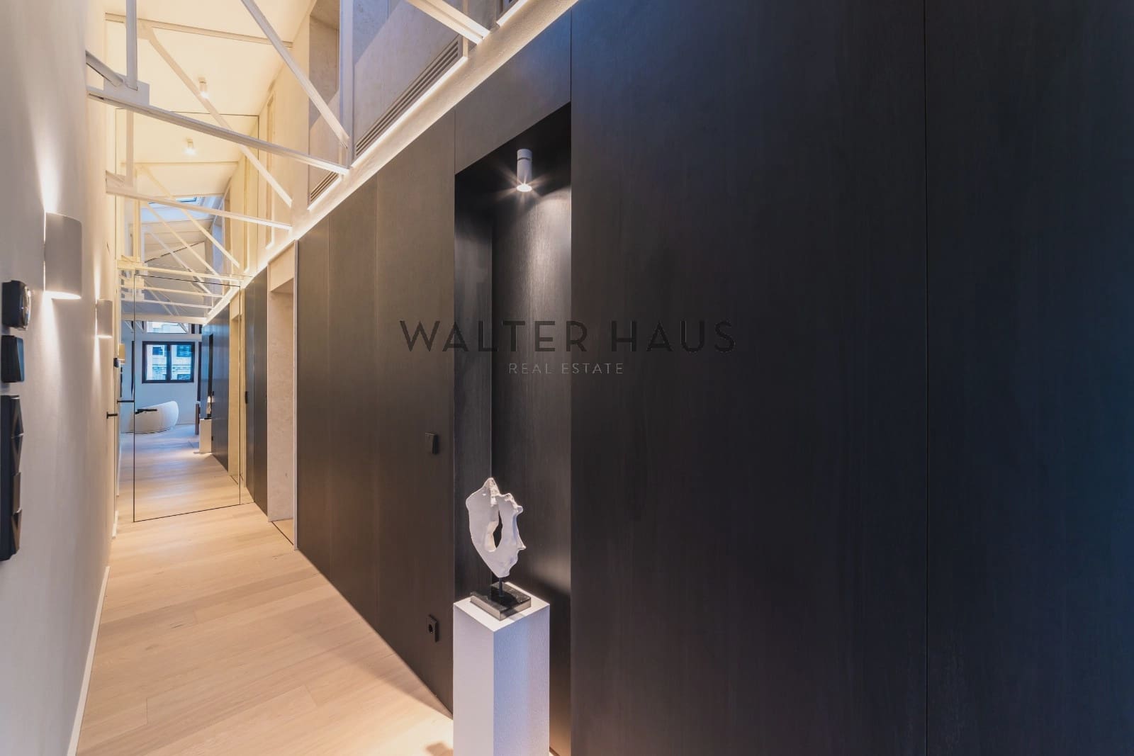 4 soveværelse Lejlighed til salg i Madrid by med swimmingpool - € 3.790.000 (Ref: 8655753)