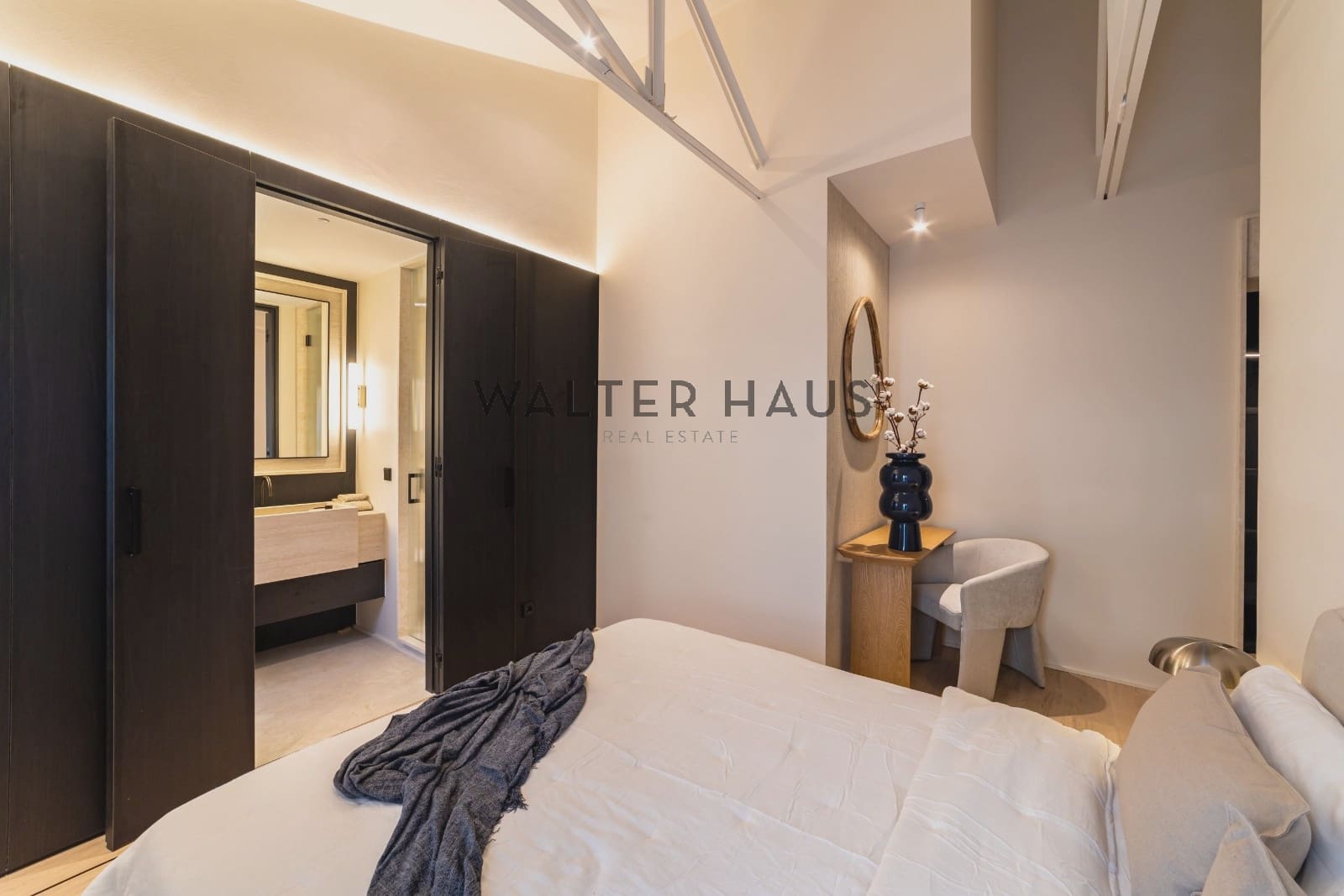 4 soveværelse Lejlighed til salg i Madrid by med swimmingpool - € 3.790.000 (Ref: 8655753)