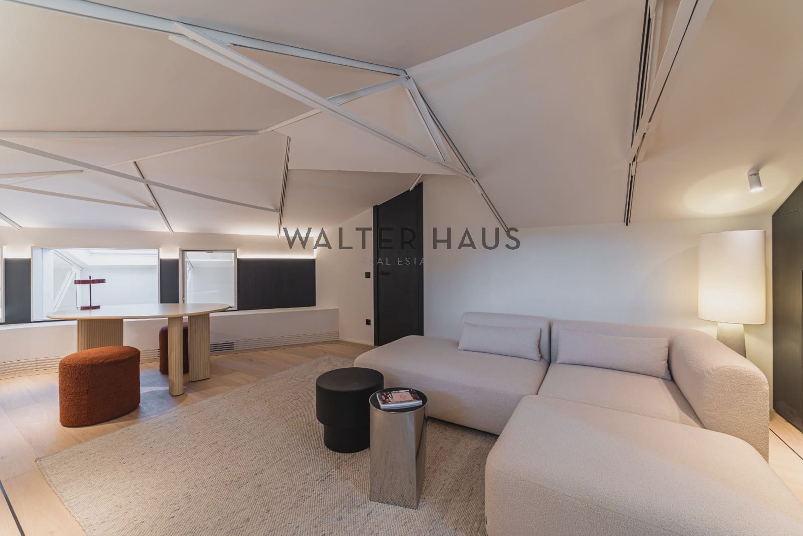 4 soveværelse Lejlighed til salg i Madrid by med swimmingpool - € 3.790.000 (Ref: 8655753)