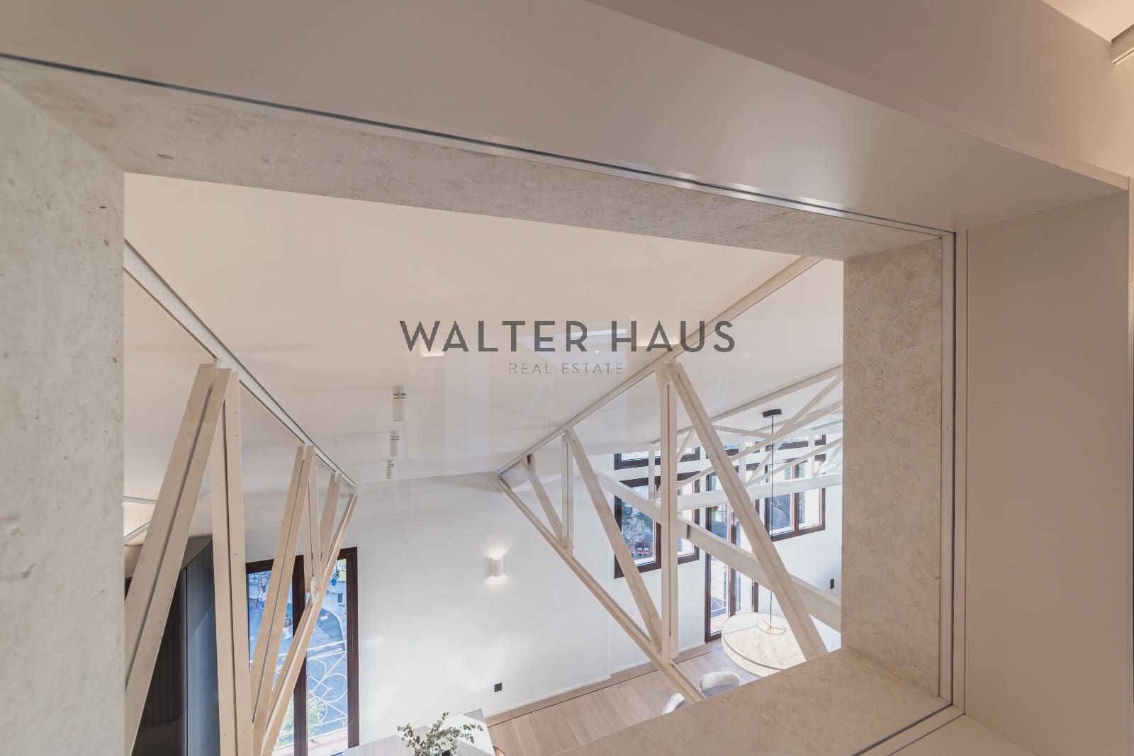 4 soveværelse Lejlighed til salg i Madrid by med swimmingpool - € 3.790.000 (Ref: 8655753)