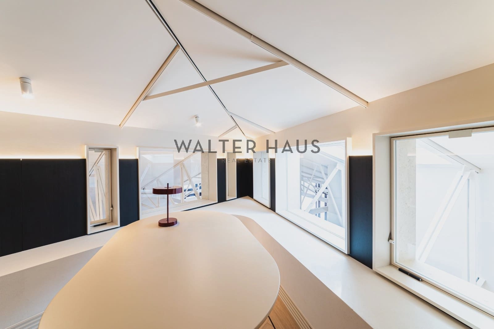 4 slaapkamer Flat te koop in Madrid stad - € 3.590.000 (Ref: 8655753)