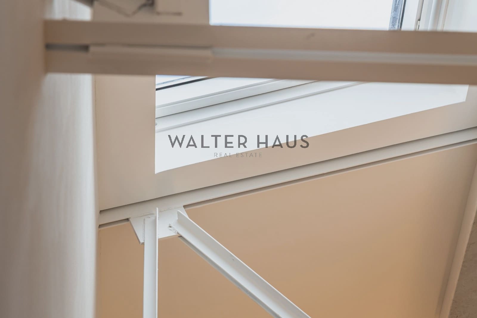 4 slaapkamer Flat te koop in Madrid stad - € 3.590.000 (Ref: 8655753)