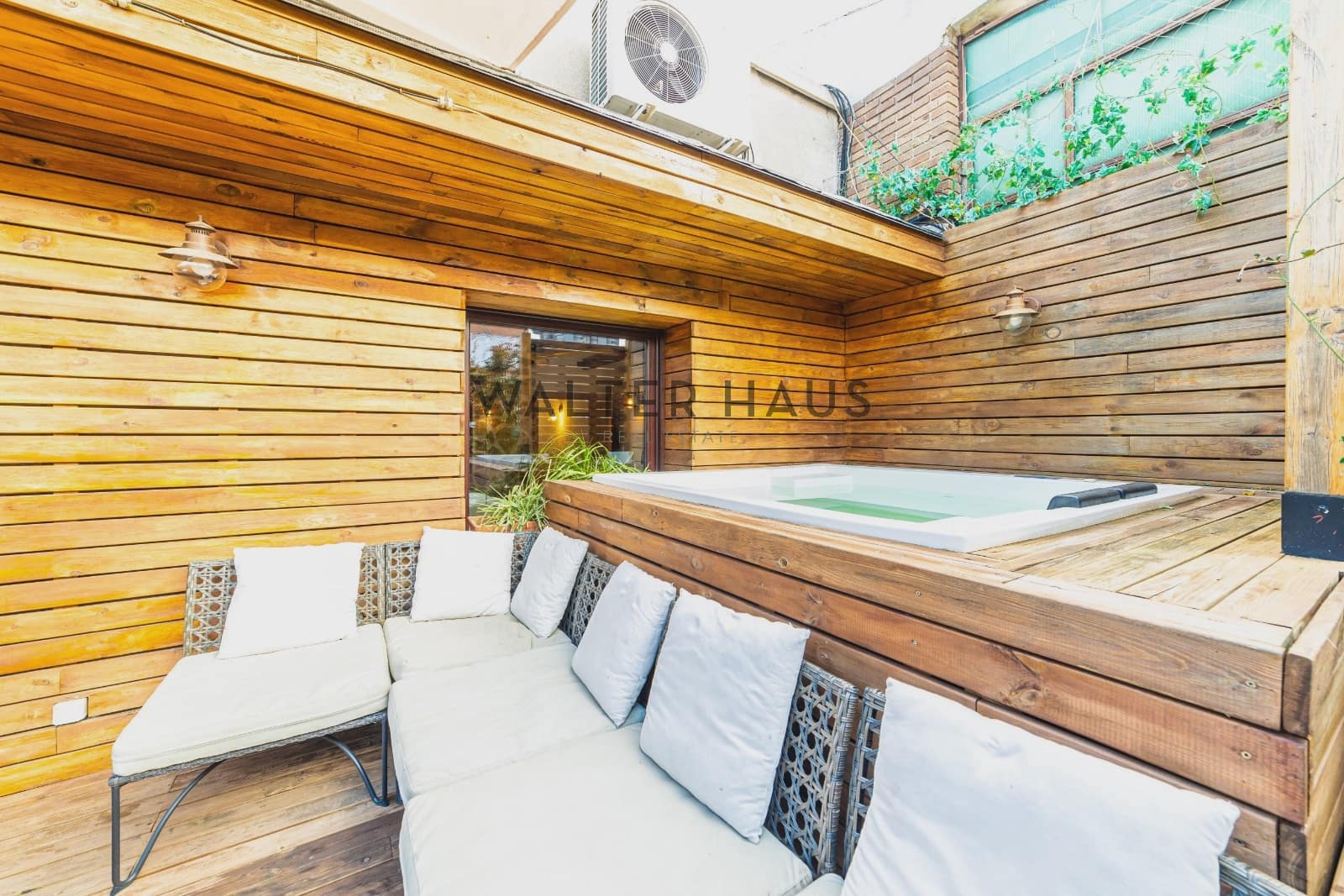 3 quarto Penthouse para venda em Madrid cidade com piscina - 1 339 000 € (Ref: 8658060)