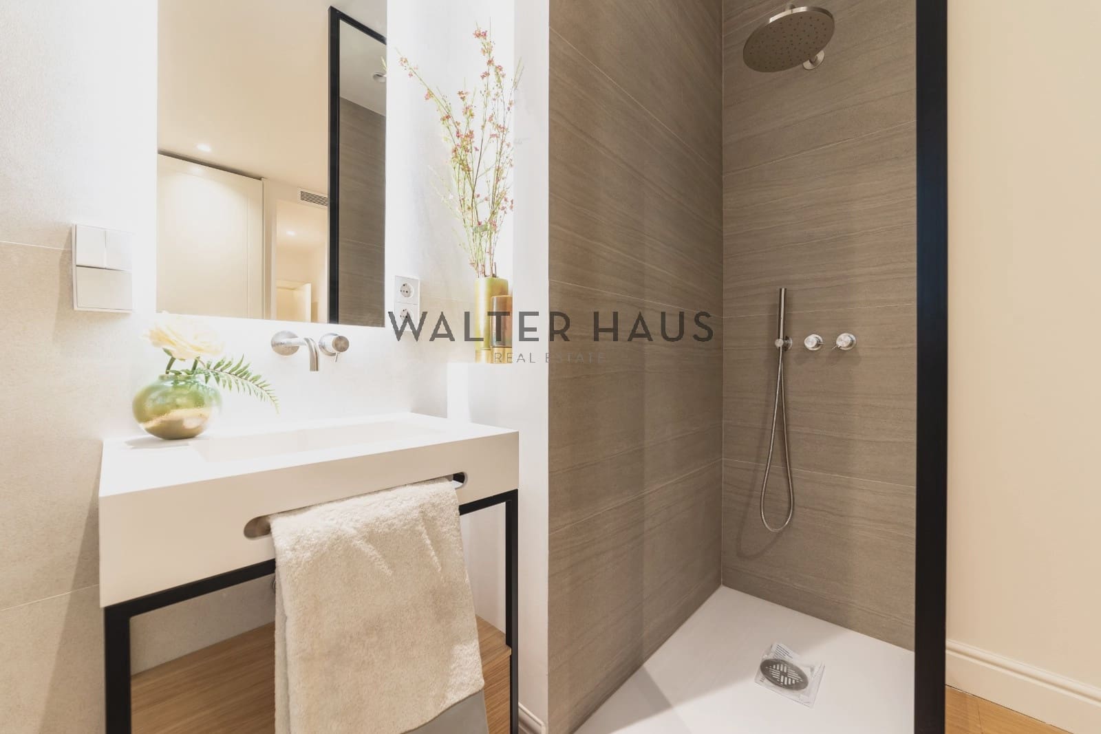 2 sypialnia Mieszkanie na sprzedaż w Miasto Madryt z basenem - 1 395 000 € (Ref: 8664665)