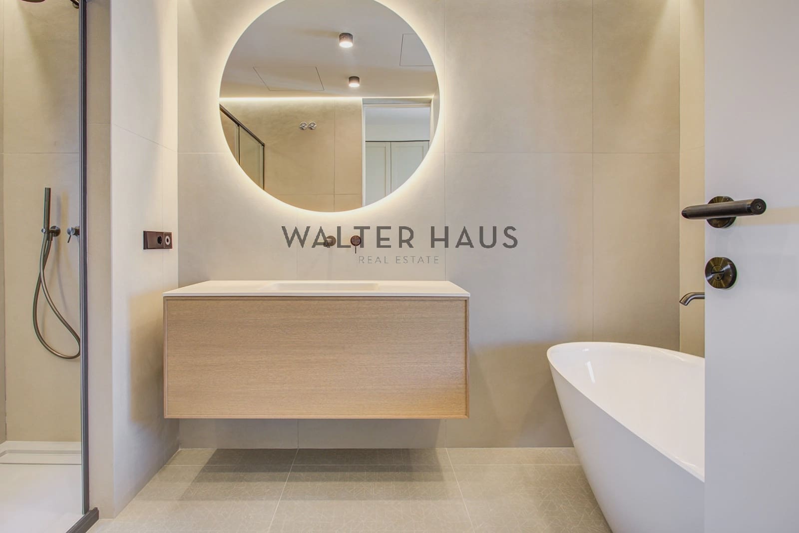 4 slaapkamer Penthouse te koop in Barcelona stad - € 2.500.000 (Ref: 8668782)