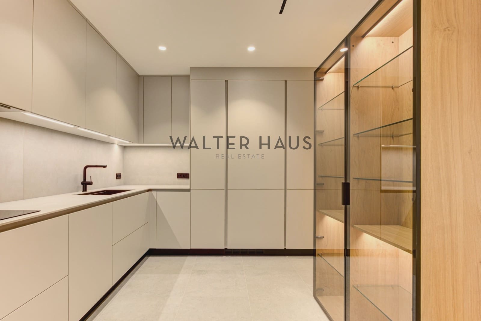 3 soverom Leilighet til salgs i Barcelona by - € 1 800 000 (Ref: 8681421)