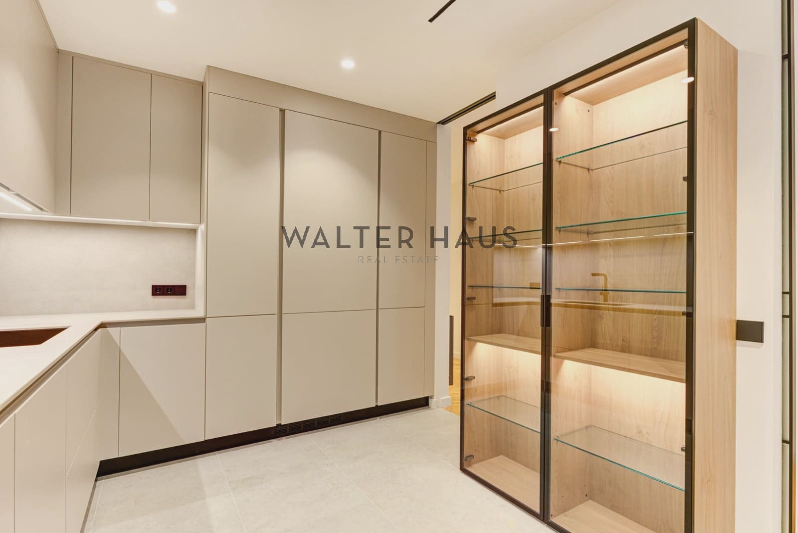 3 soverom Leilighet til salgs i Barcelona by - € 1 800 000 (Ref: 8681421)