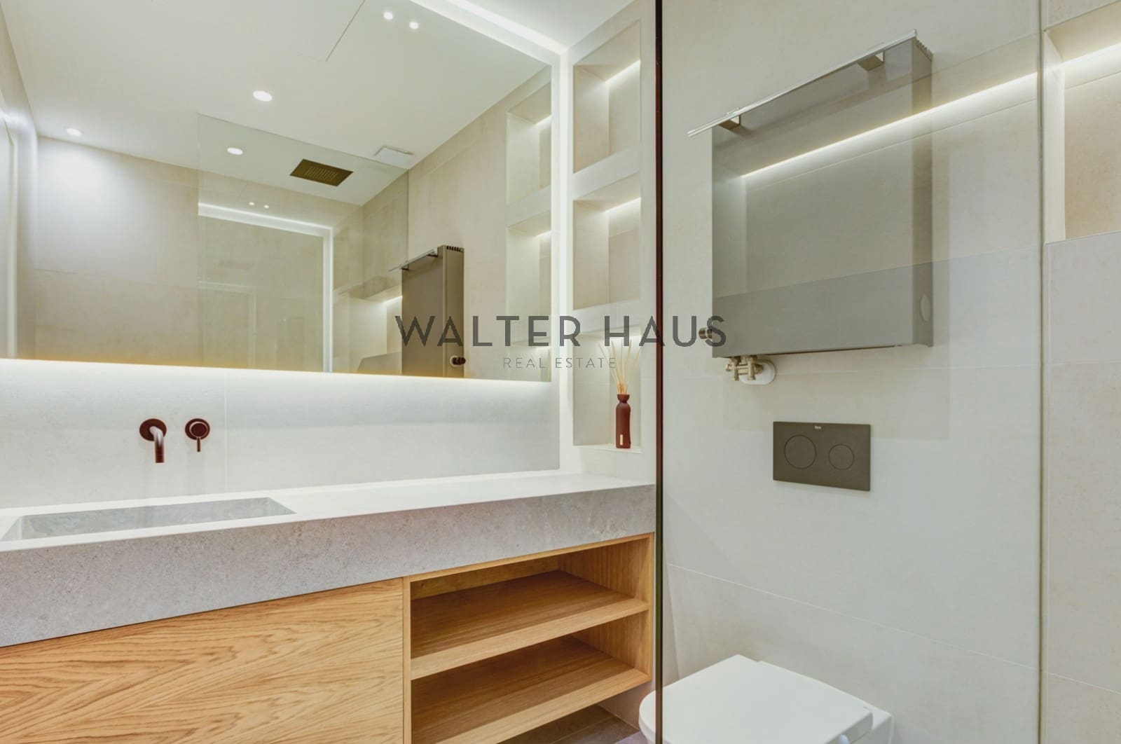 3 soverom Leilighet til salgs i Barcelona by - € 1 800 000 (Ref: 8681421)