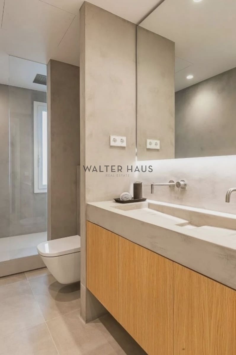 5 soveværelse Lejlighed til salg i Barcelona by med swimmingpool - € 2.755.000 (Ref: 8681422)