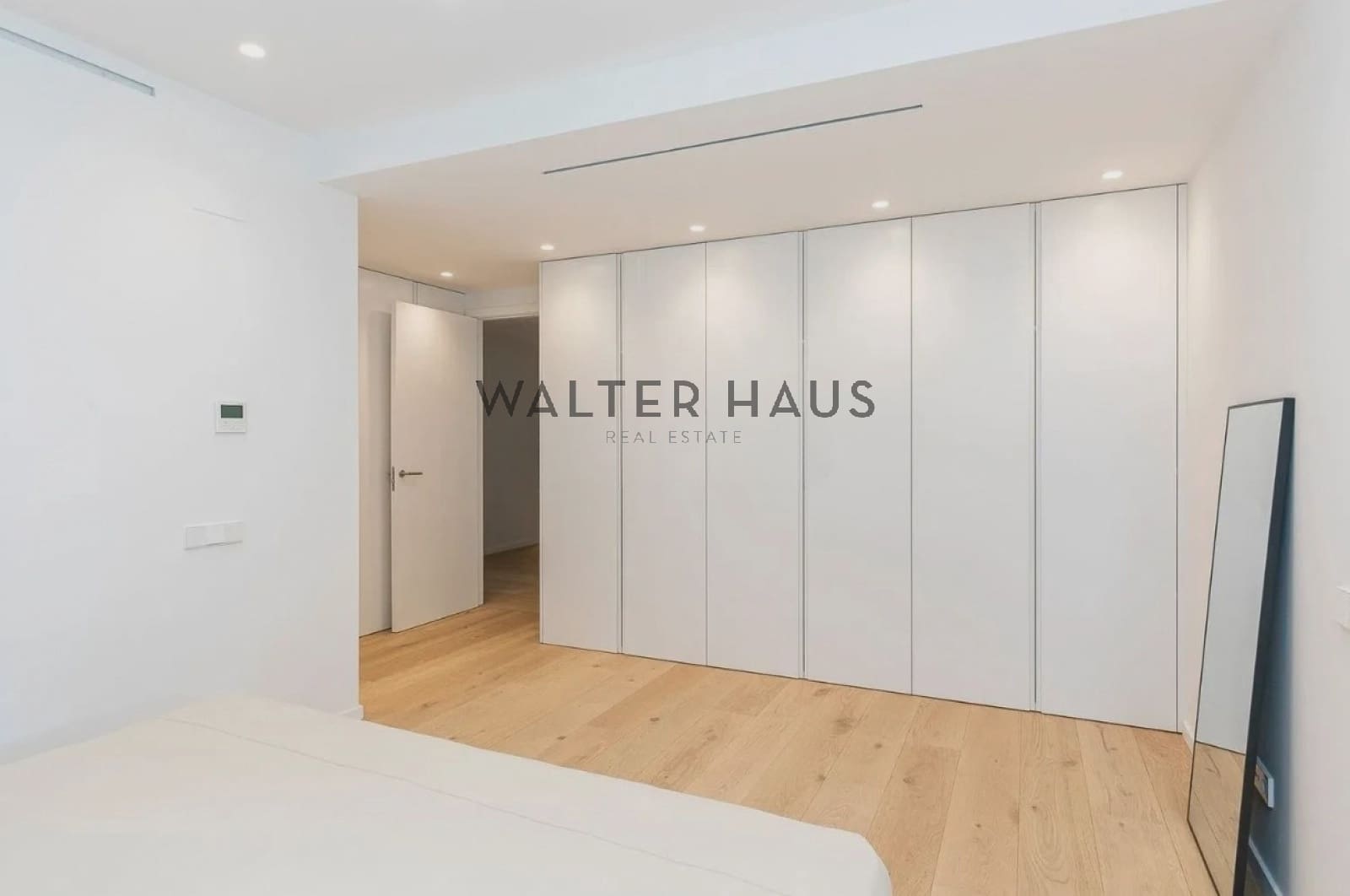 5 soveværelse Lejlighed til salg i Barcelona by med swimmingpool - € 2.755.000 (Ref: 8681422)