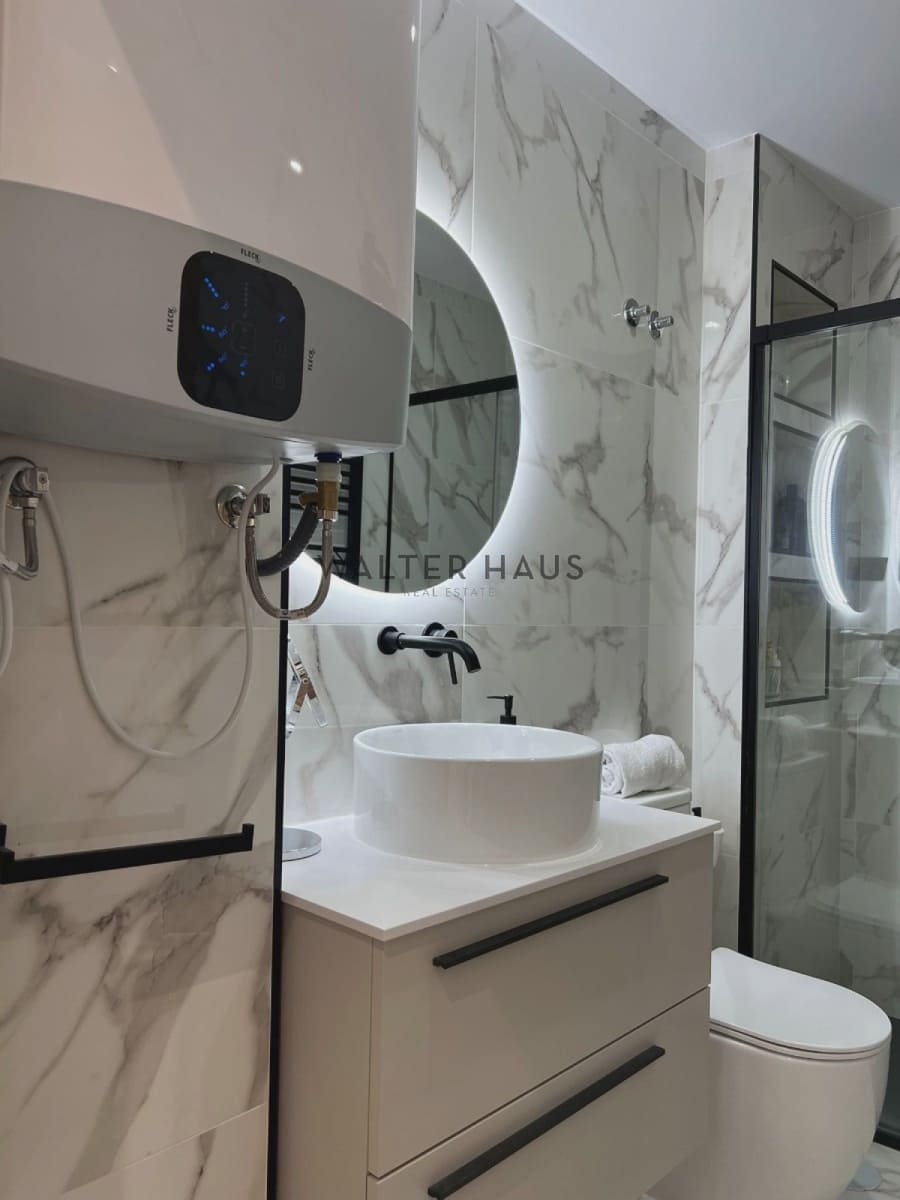 3 soveværelse Lejlighed til salg i Madrid by med swimmingpool - € 1.450.000 (Ref: 8688546)