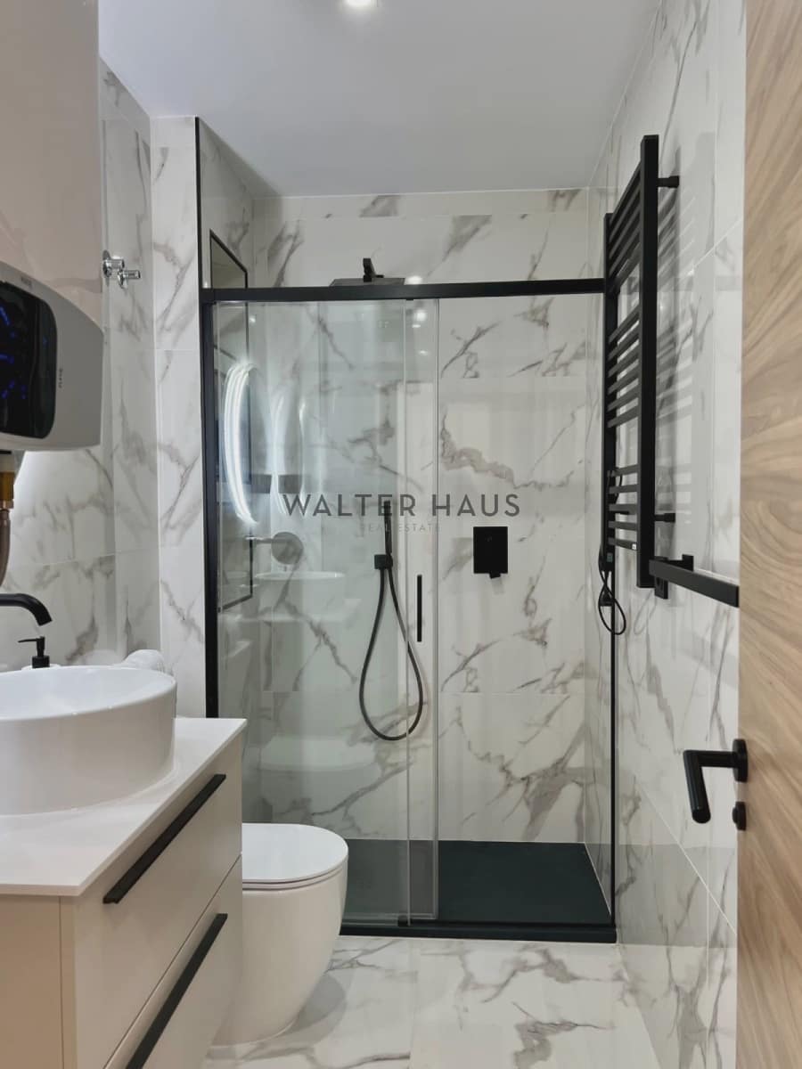 3 soveværelse Lejlighed til salg i Madrid by med swimmingpool - € 1.450.000 (Ref: 8688546)