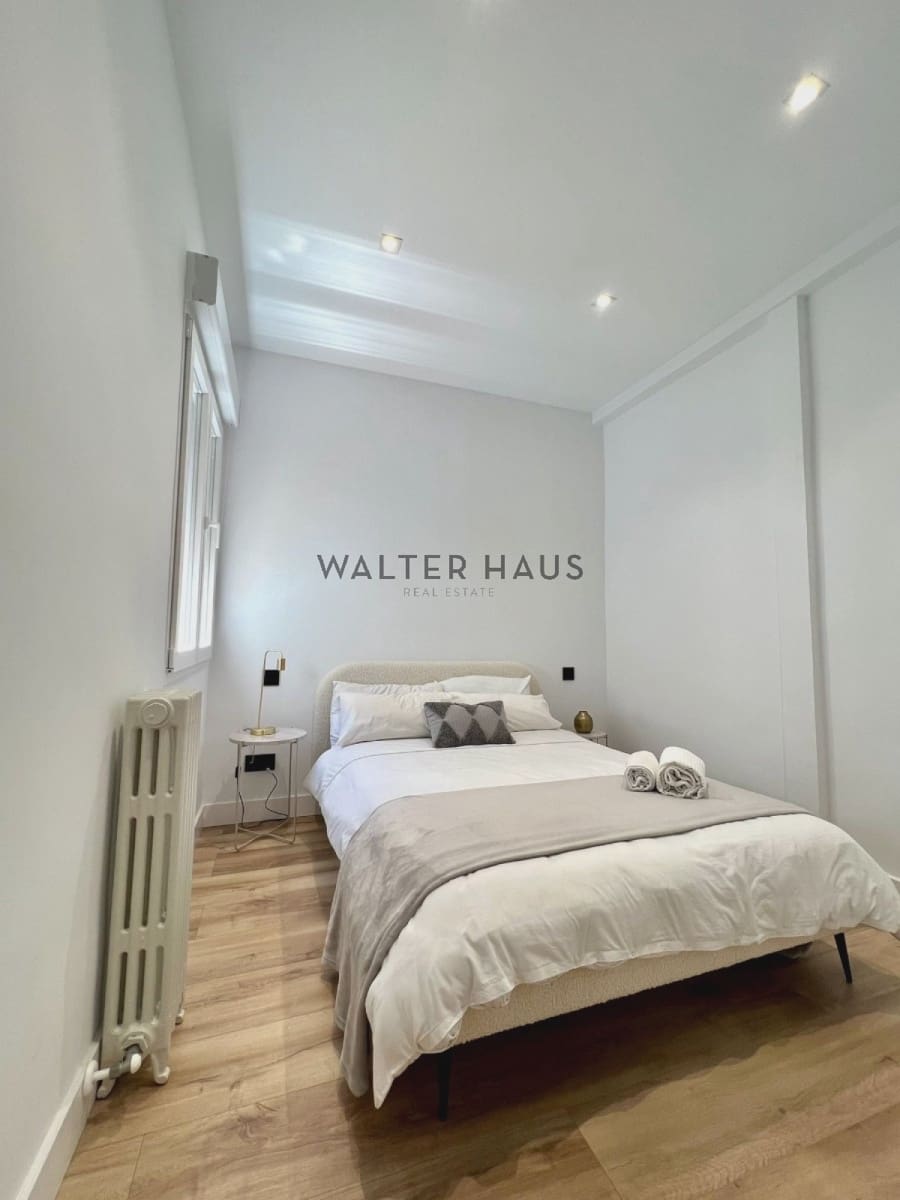 3 soveværelse Lejlighed til salg i Madrid by med swimmingpool - € 1.450.000 (Ref: 8688546)