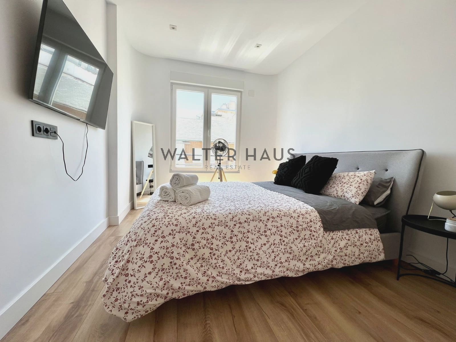 3 soveværelse Lejlighed til salg i Madrid by med swimmingpool - € 1.450.000 (Ref: 8688546)