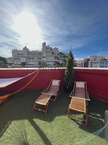 2 sypialnia Penthouse na sprzedaż w Universidad, Miasto Madryt z basenem - 1 150 000 € (Ref: 8688547)