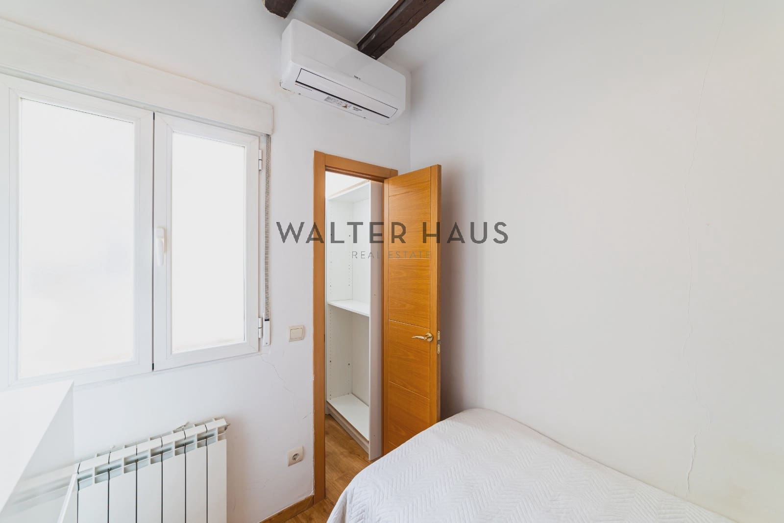 2 bedroom Penthouse for sale in Madrid city with pool - € 1,150,000 (Ref: 8688547)