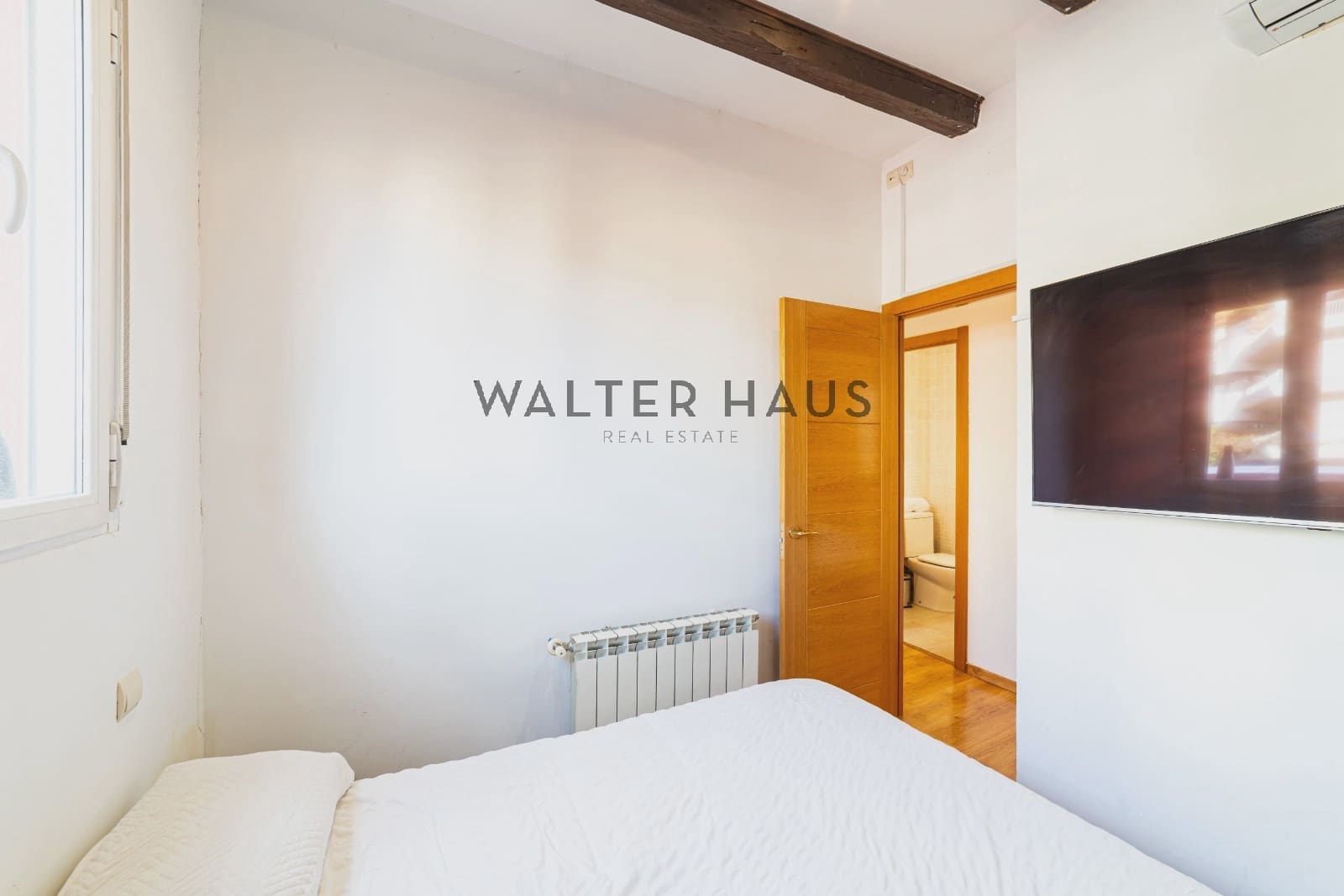 2 bedroom Penthouse for sale in Madrid city with pool - € 1,150,000 (Ref: 8688547)